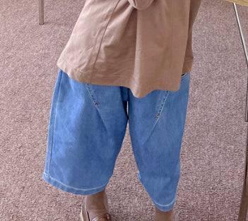 Cropped Pleat Jeans