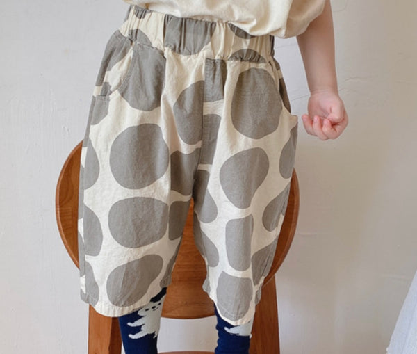 Large Spotted Cropped Trousers (Beige & Grey)